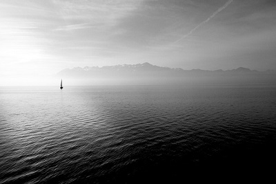 sailing-boat-569336_640